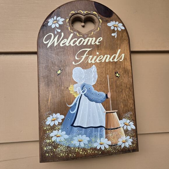 Vintage Hand Painted Folk Art Daisy Amish Lady Welcome Friends Cutting Board - Picture 1 of 11